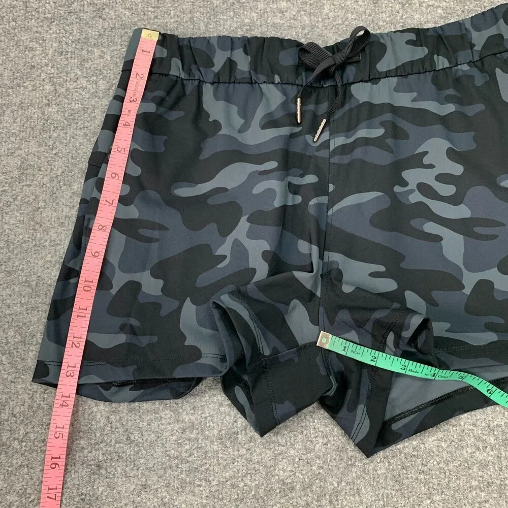 CRZ Yoga Short Womens L Large Camo Wick Stretch Lightweight Mid Rise Drawstring